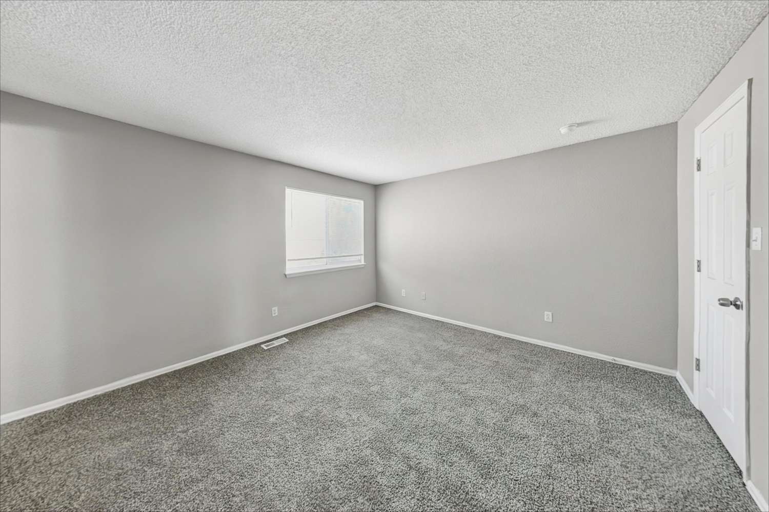 12274 Glencoe St, Thornton photo 12