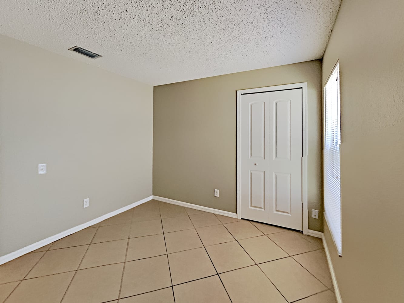 12310 Dawn Vista Dr, Riverview photo 9