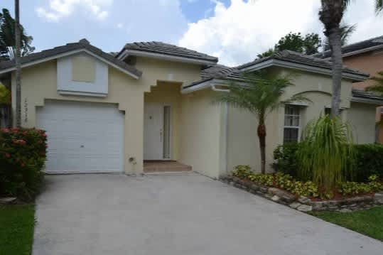 12316 SW 146th St, Miami photo 1