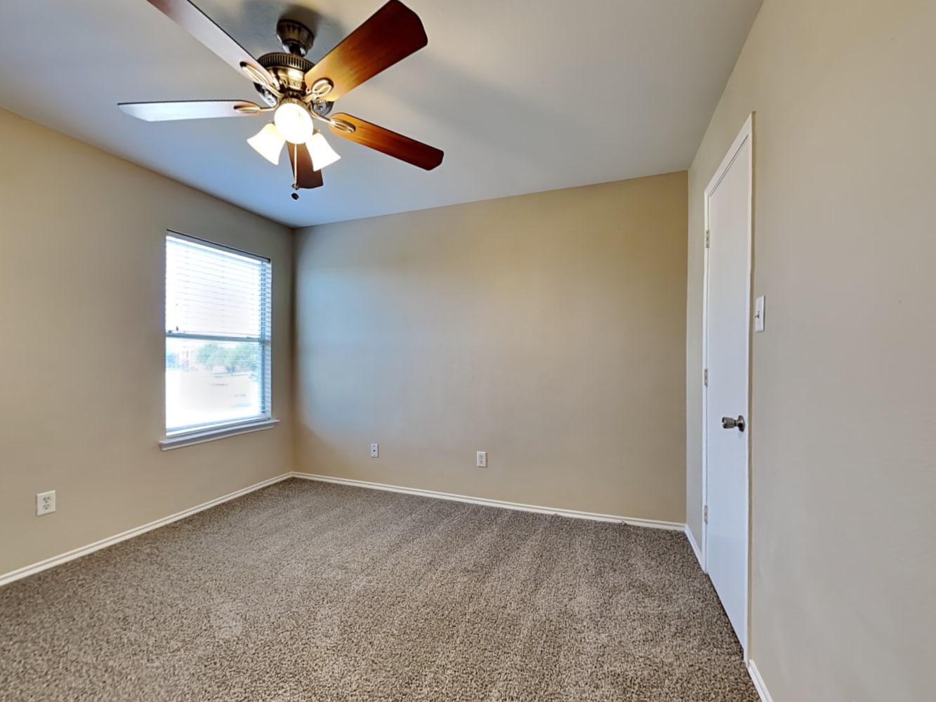 1233 Juniper Ln, Burleson photo 11