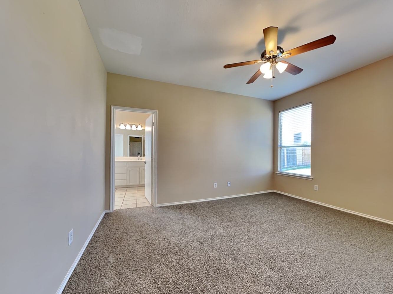 1233 Juniper Ln, Burleson photo 15