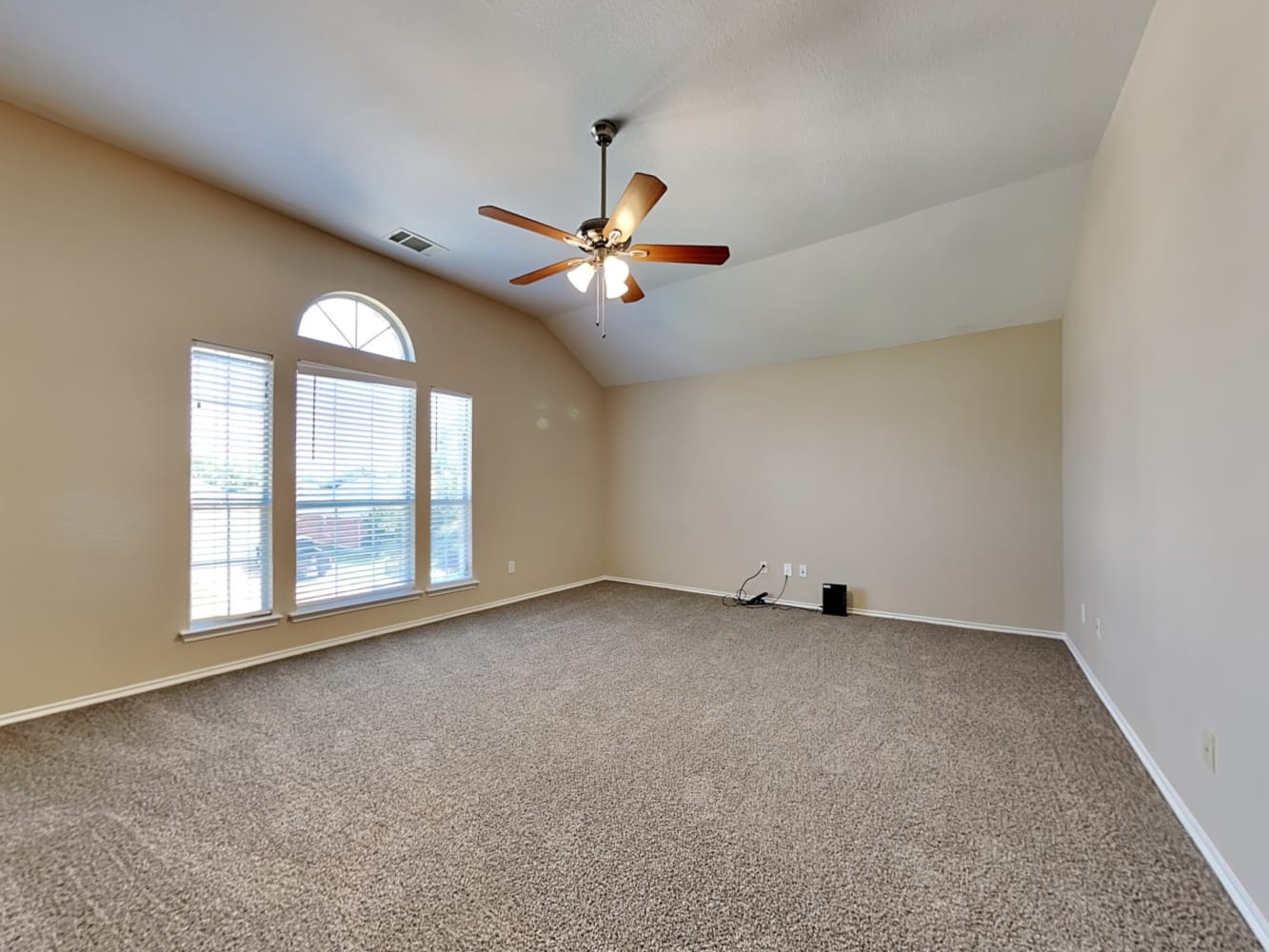 1233 Juniper Ln, Burleson photo 14