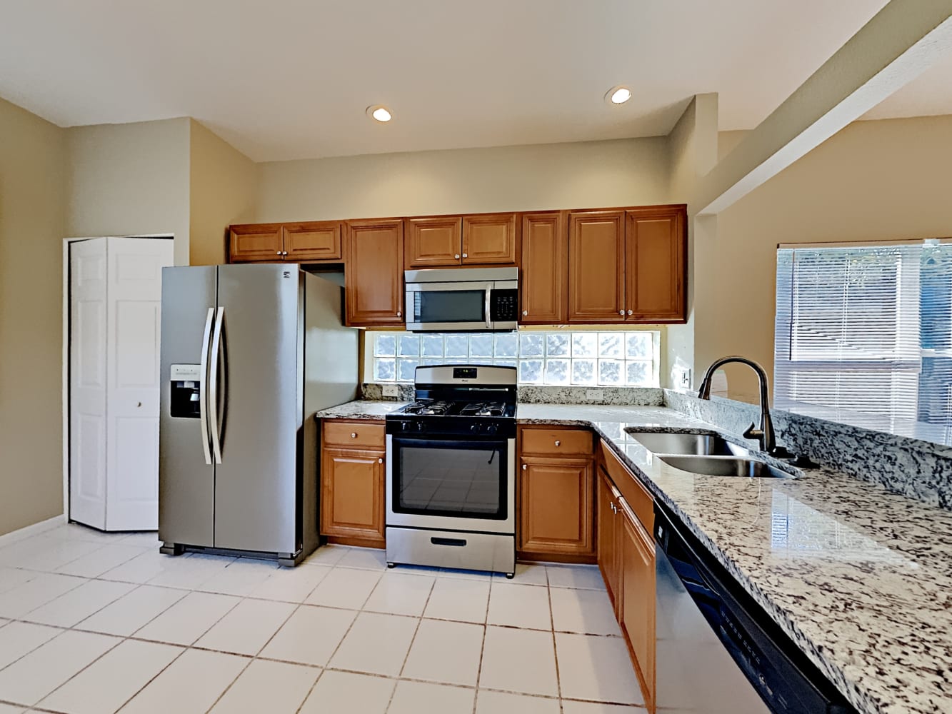 12331 Hollybush Ter, Lakewood Ranch photo 6
