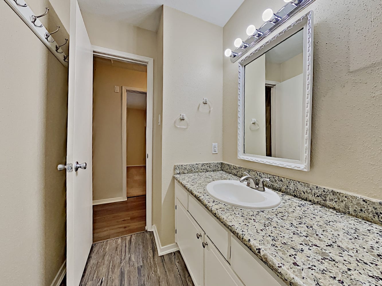 12355 Westella Dr, Houston photo 22