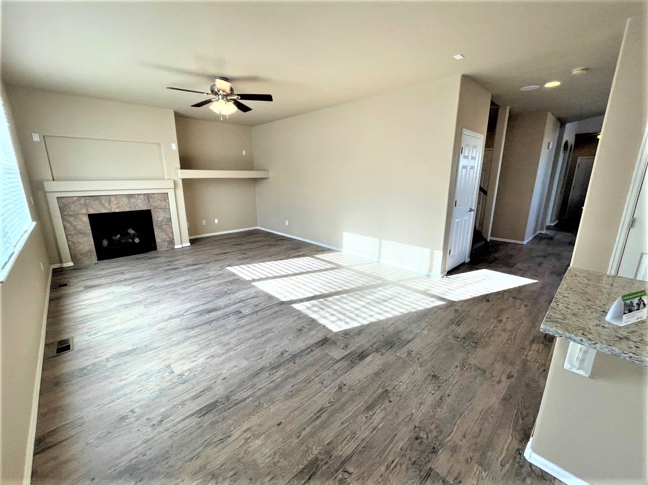 12386 Roslyn Way, Thornton photo 7