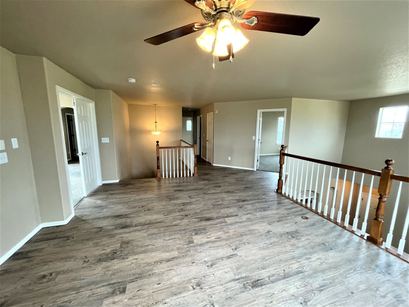 12386 Roslyn Way, Thornton photo 11