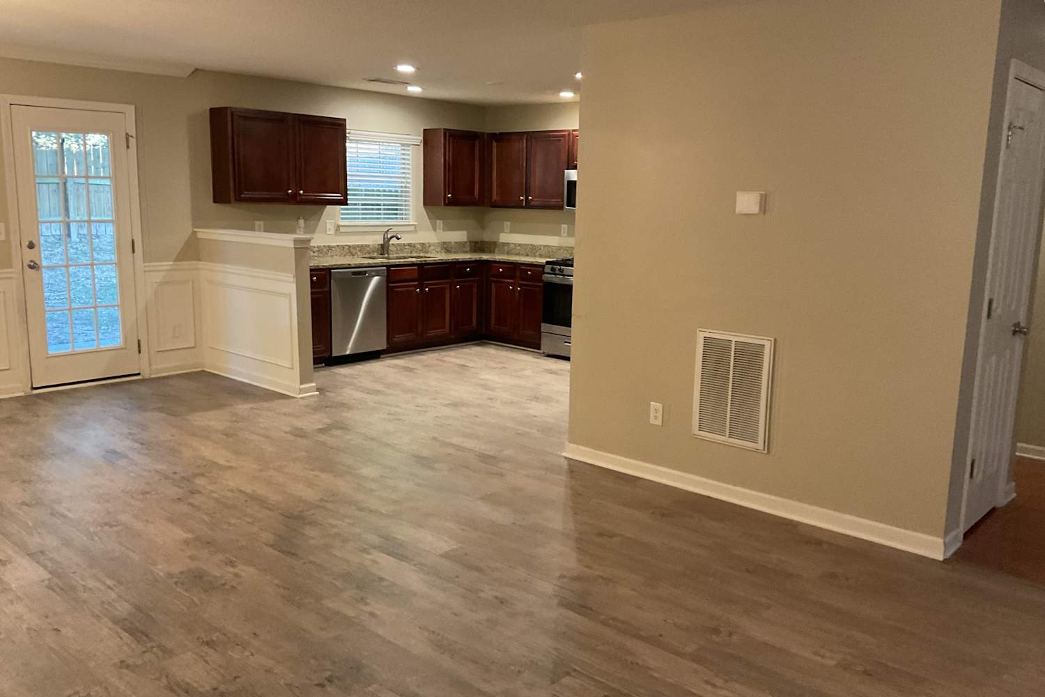 124 Hidden Creek Dr, Canton photo 6