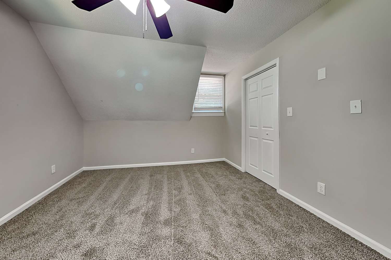 124 Plaza Dr, Harrisburg photo 13
