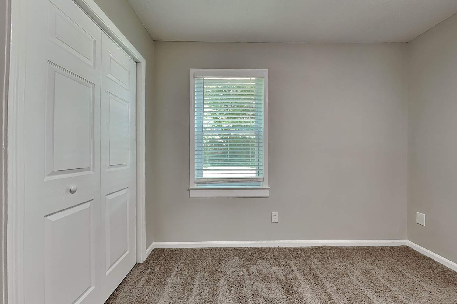 124 Plaza Dr, Harrisburg photo 9