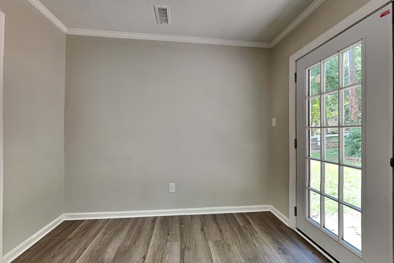 124 Plaza Dr, Harrisburg photo 6