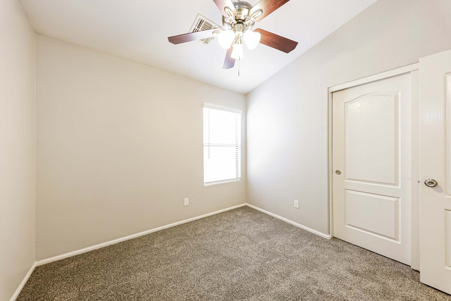 12439 W Rancho Dr, Litchfield Park photo 14