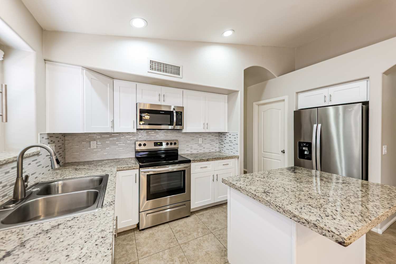 12439 W Rancho Dr, Litchfield Park photo 8