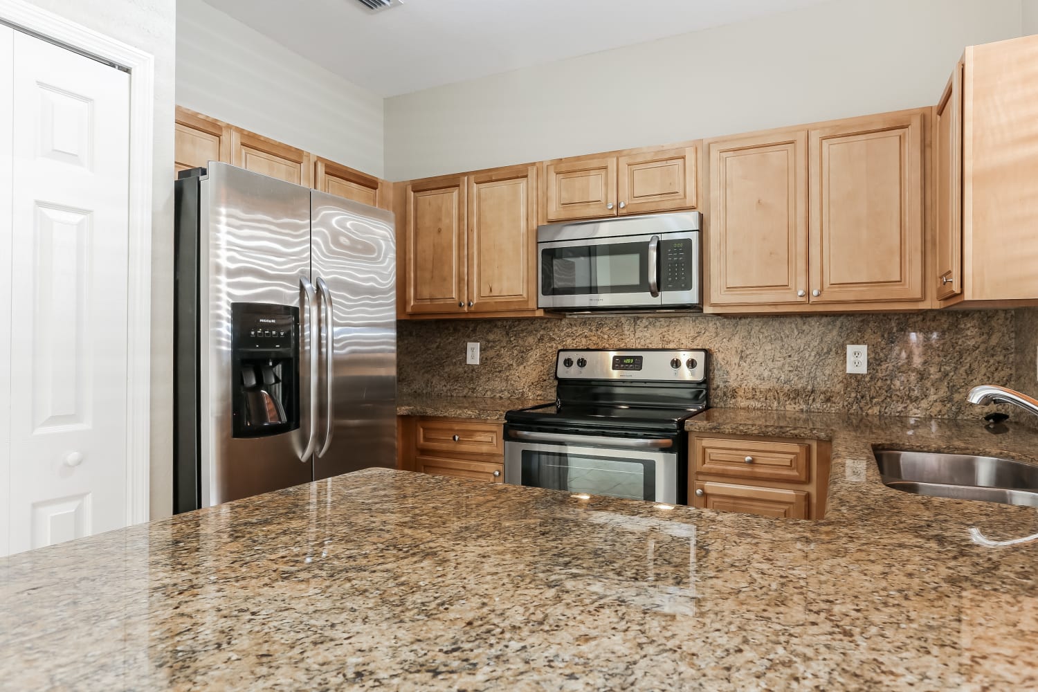 12456 SW 124th Path, Miami photo 9