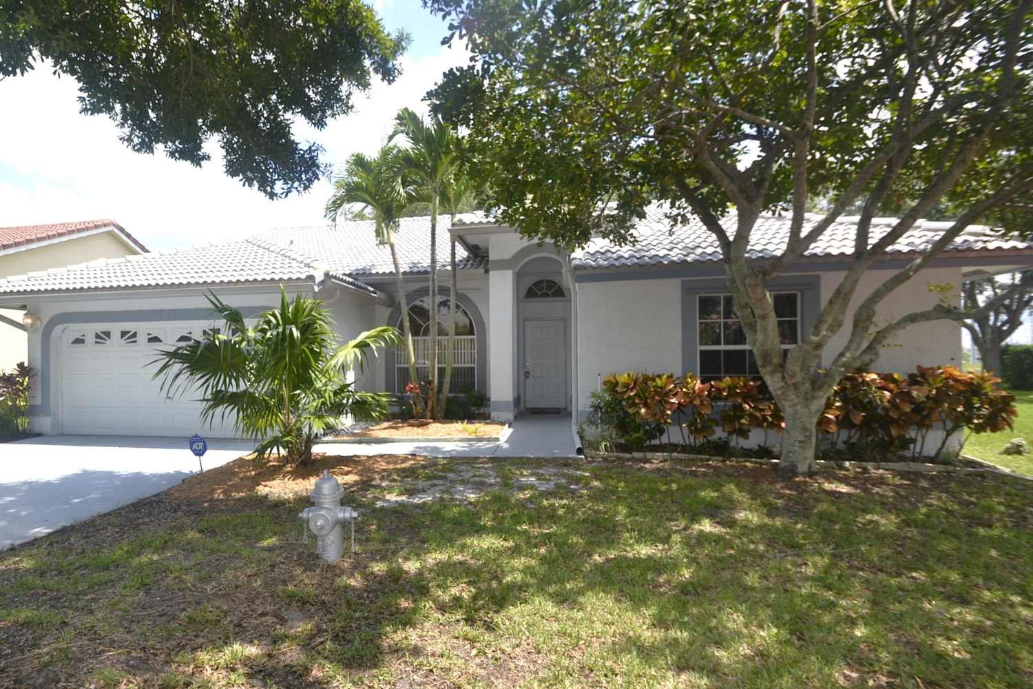 12476 SW 1st St, Coral Springs photo 1