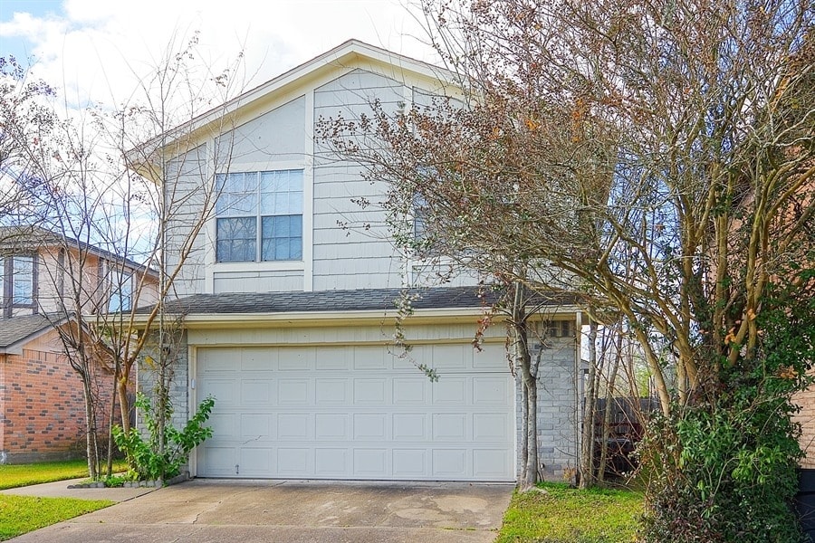Front of 12504 Riva Ridge Ln, Houston, TX
