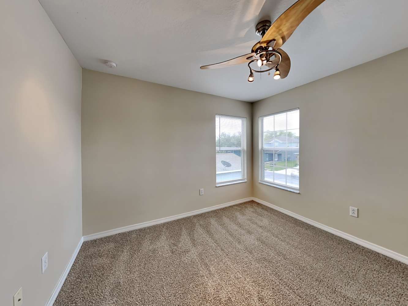 12518 Chenwood Ave, Hudson photo 16