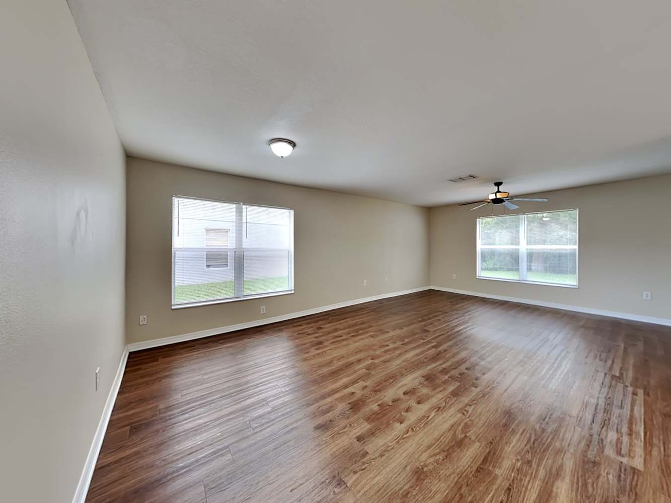 12518 Chenwood Ave, Hudson photo 6