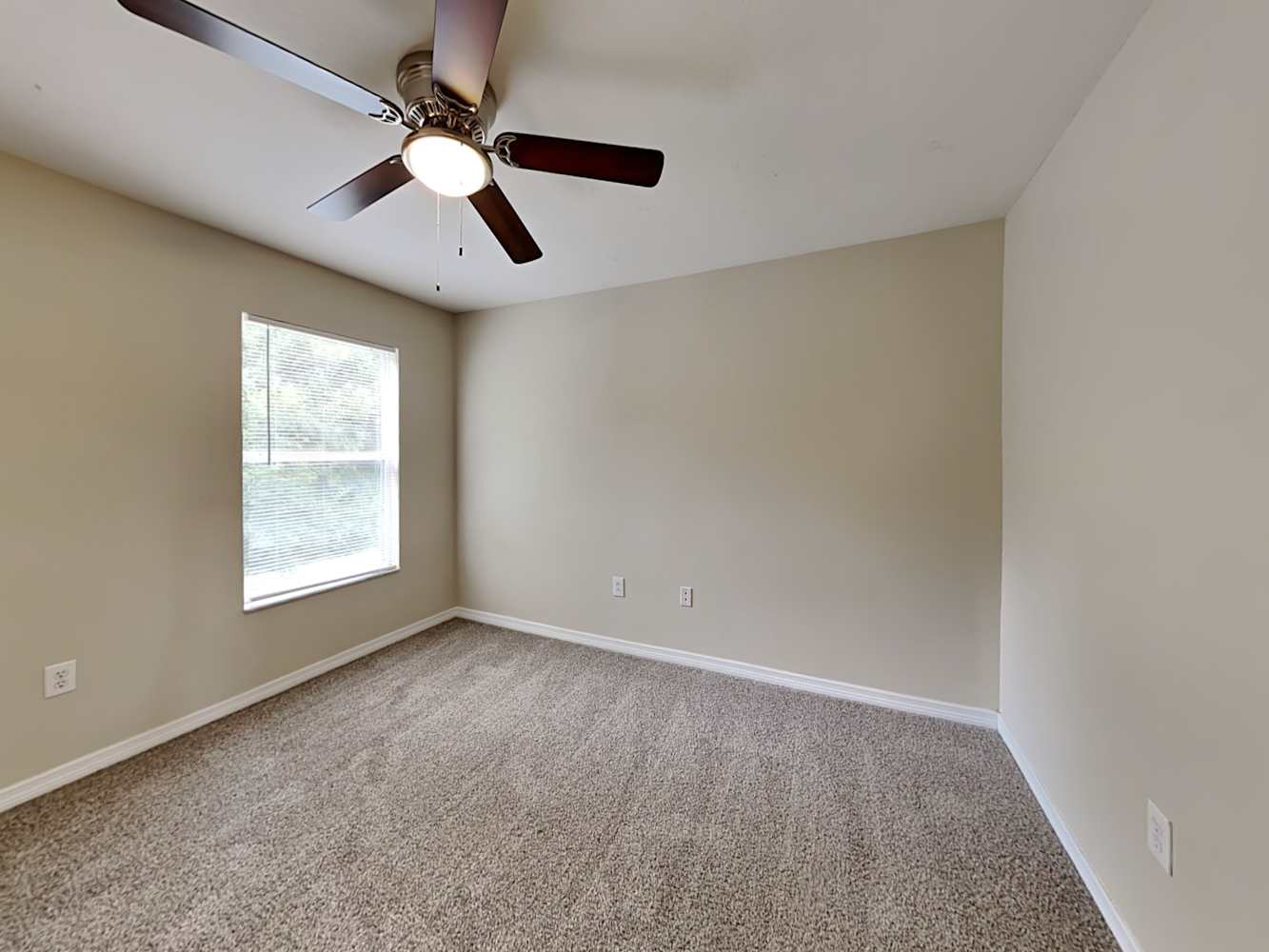 12518 Chenwood Ave, Hudson photo 13