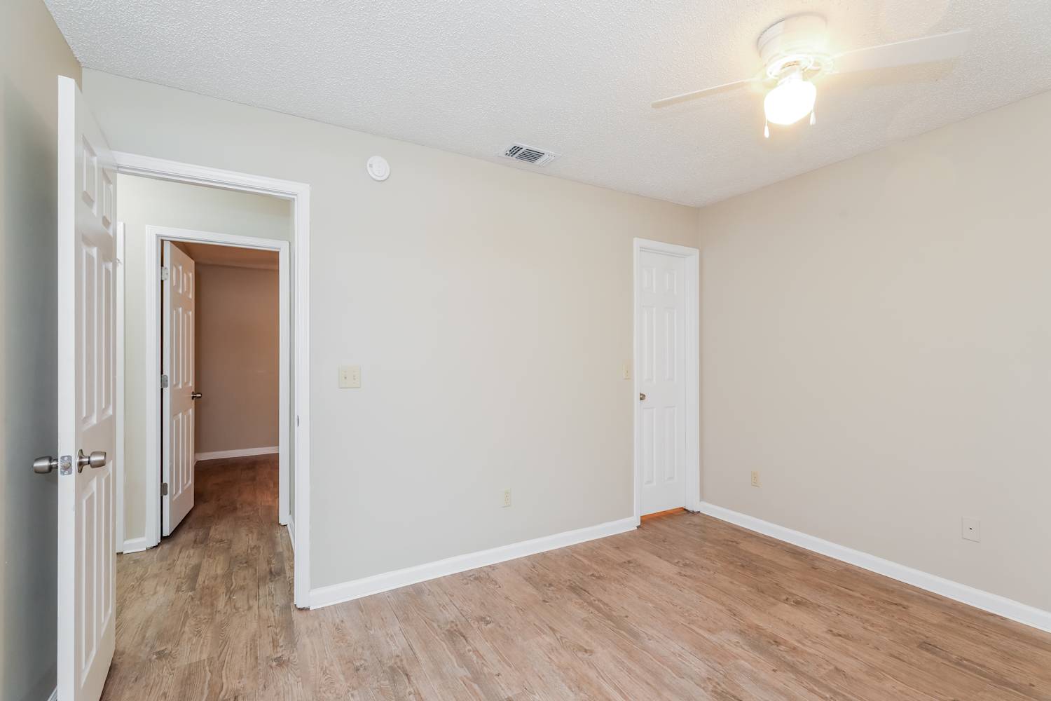 12520 Larkstone Ct, Jacksonville photo 13