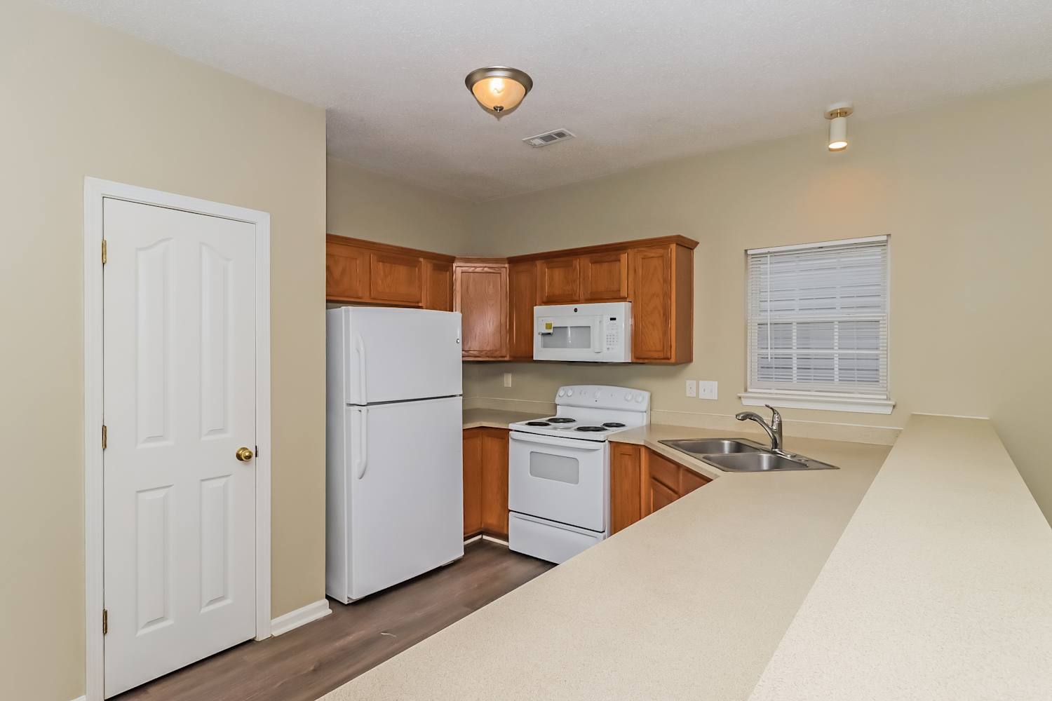 12522 Deaton Hill Dr, Charlotte photo 6