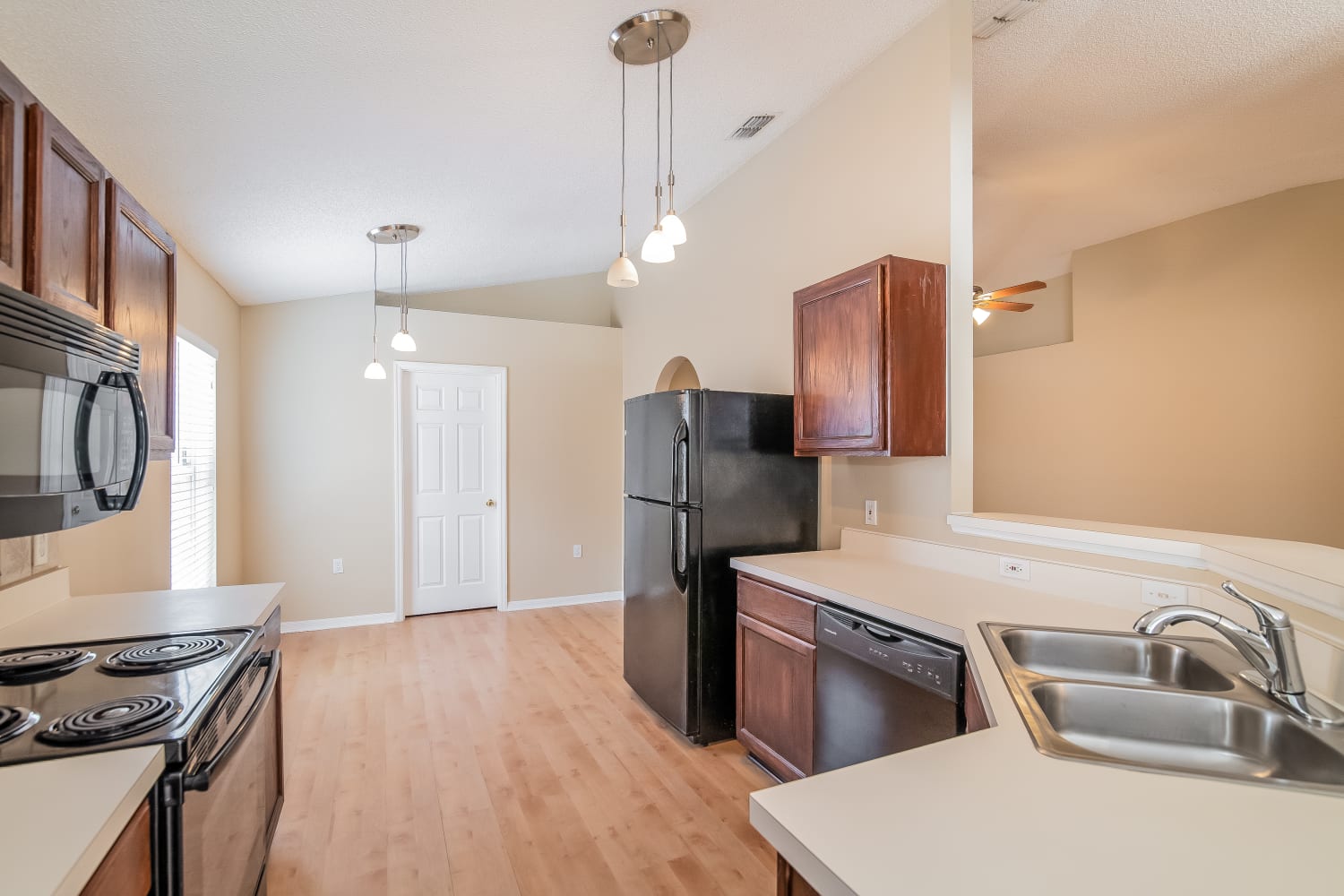 12579 Bent Bay Trl, Jacksonville photo 9