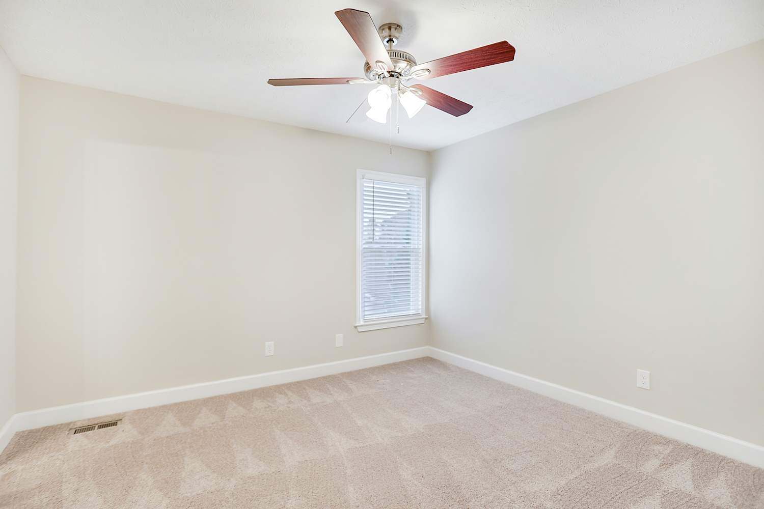 126 Aztec Way Se, Acworth photo 12