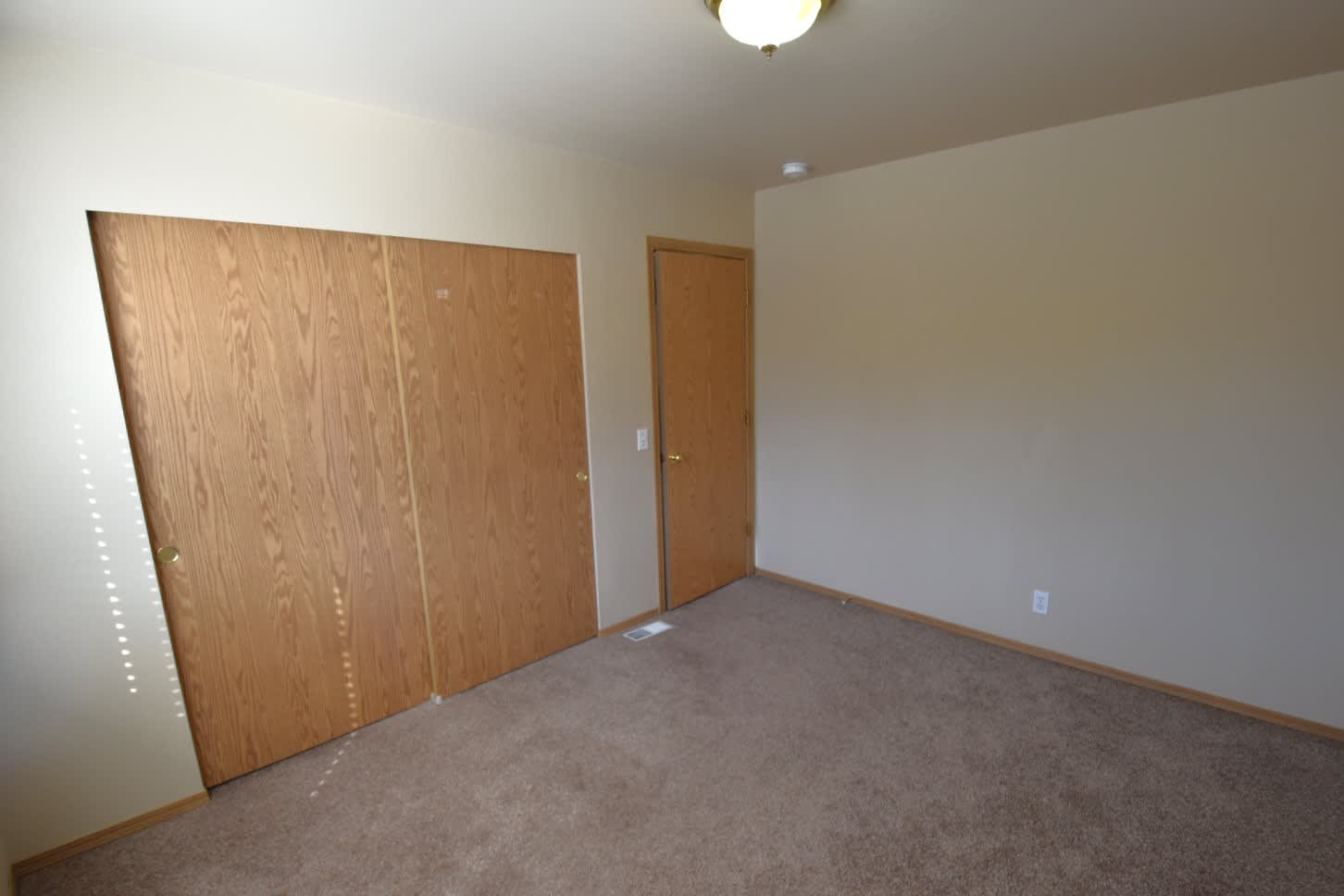 126 Forest Ct, Everett photo 8
