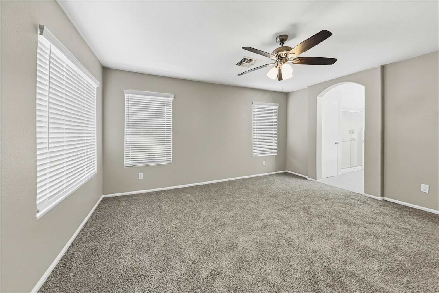 12614 W Medlock Dr, Litchfield Park photo 10
