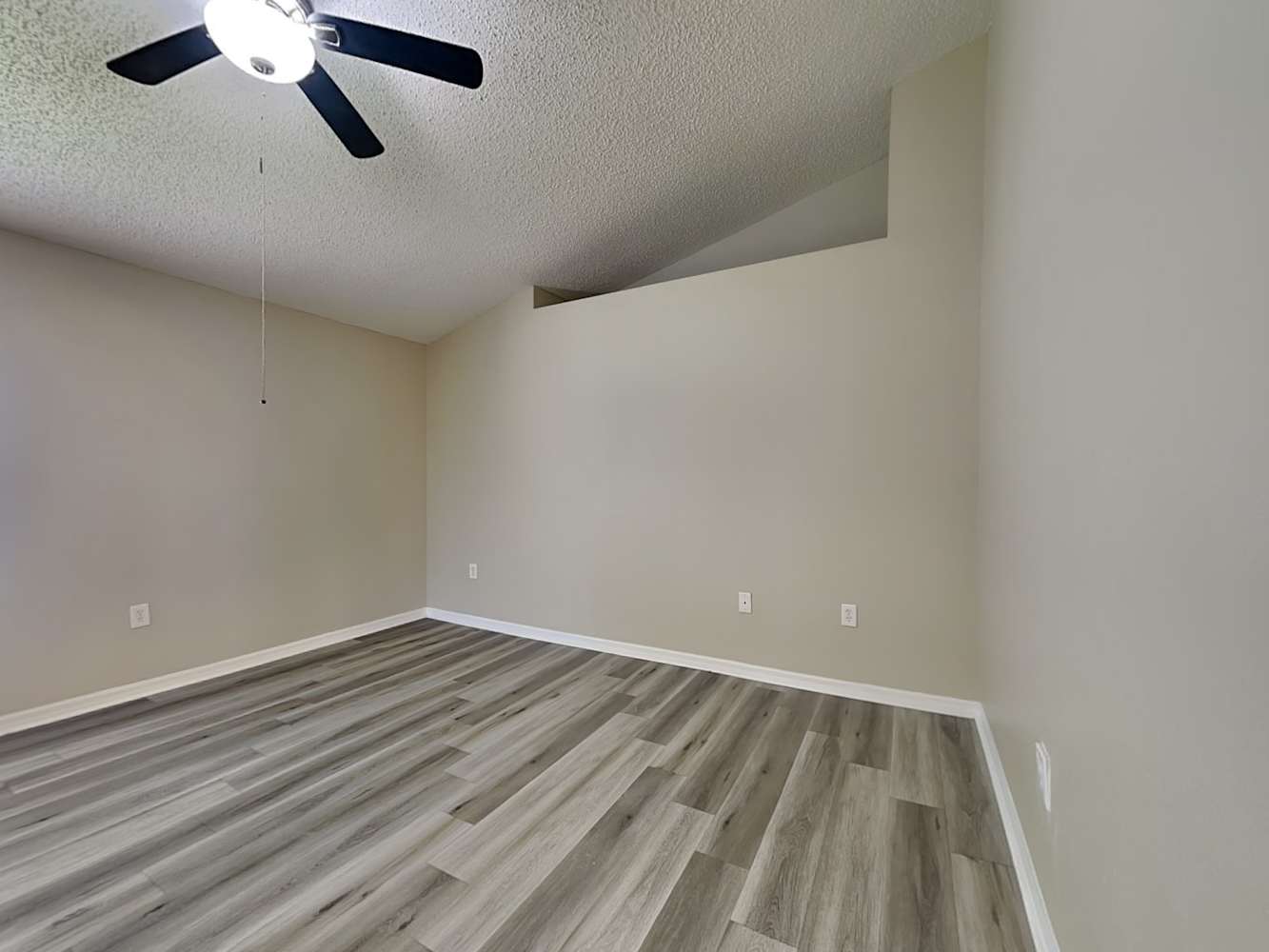 12636 Lake Vista Dr, Gibsonton photo 10