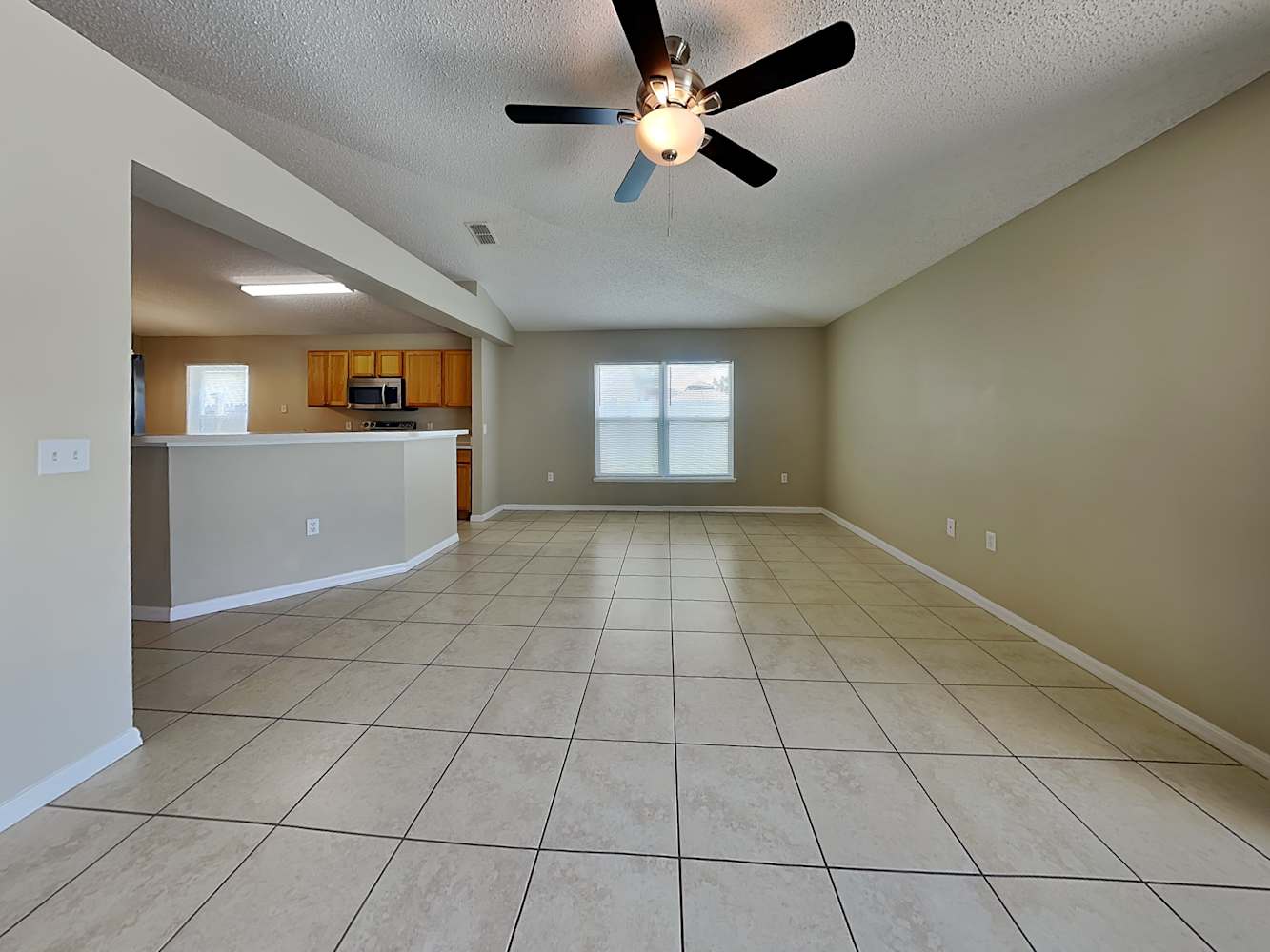 12636 Lake Vista Dr, Gibsonton photo 6