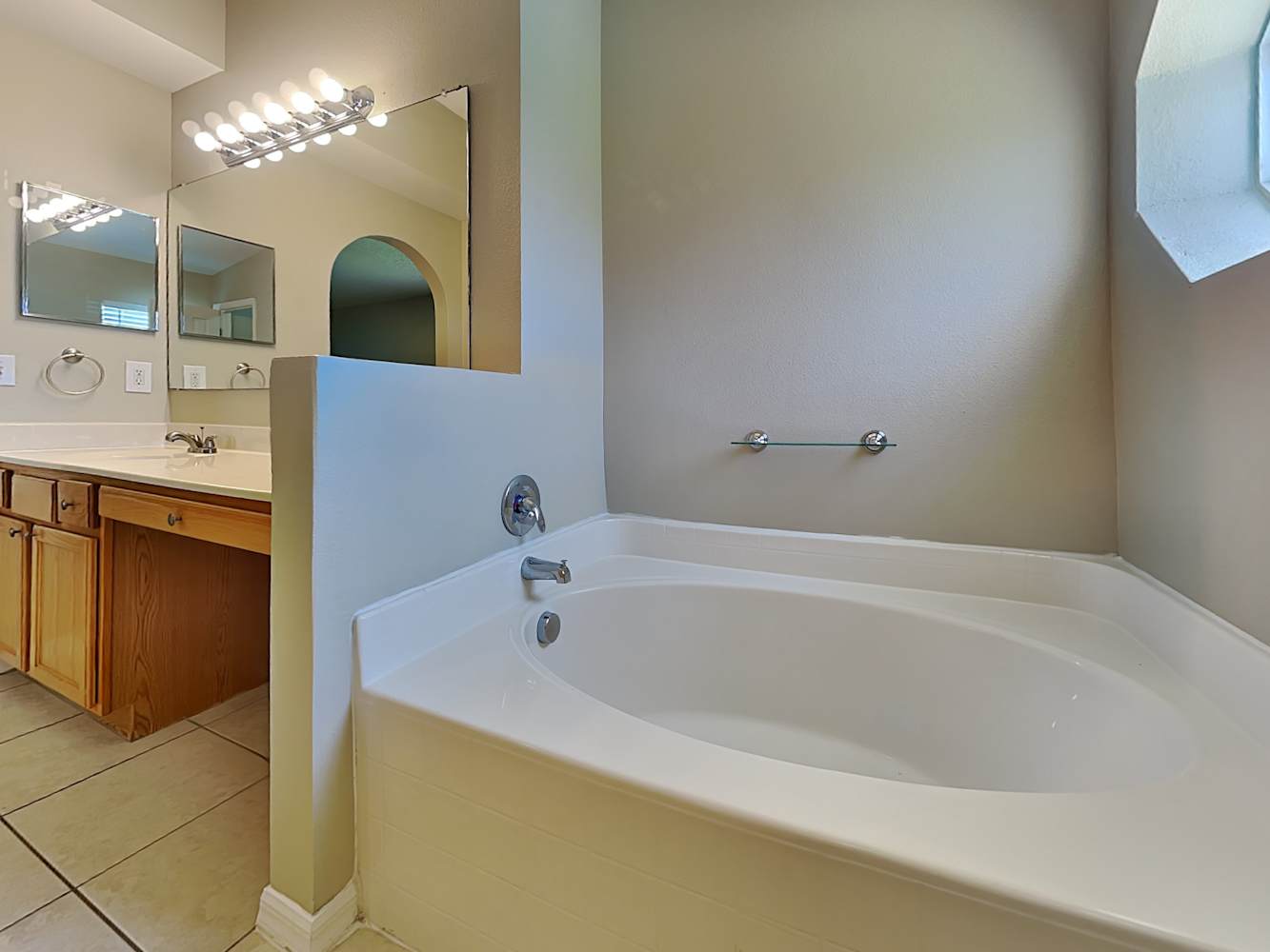 12636 Lake Vista Dr, Gibsonton photo 16