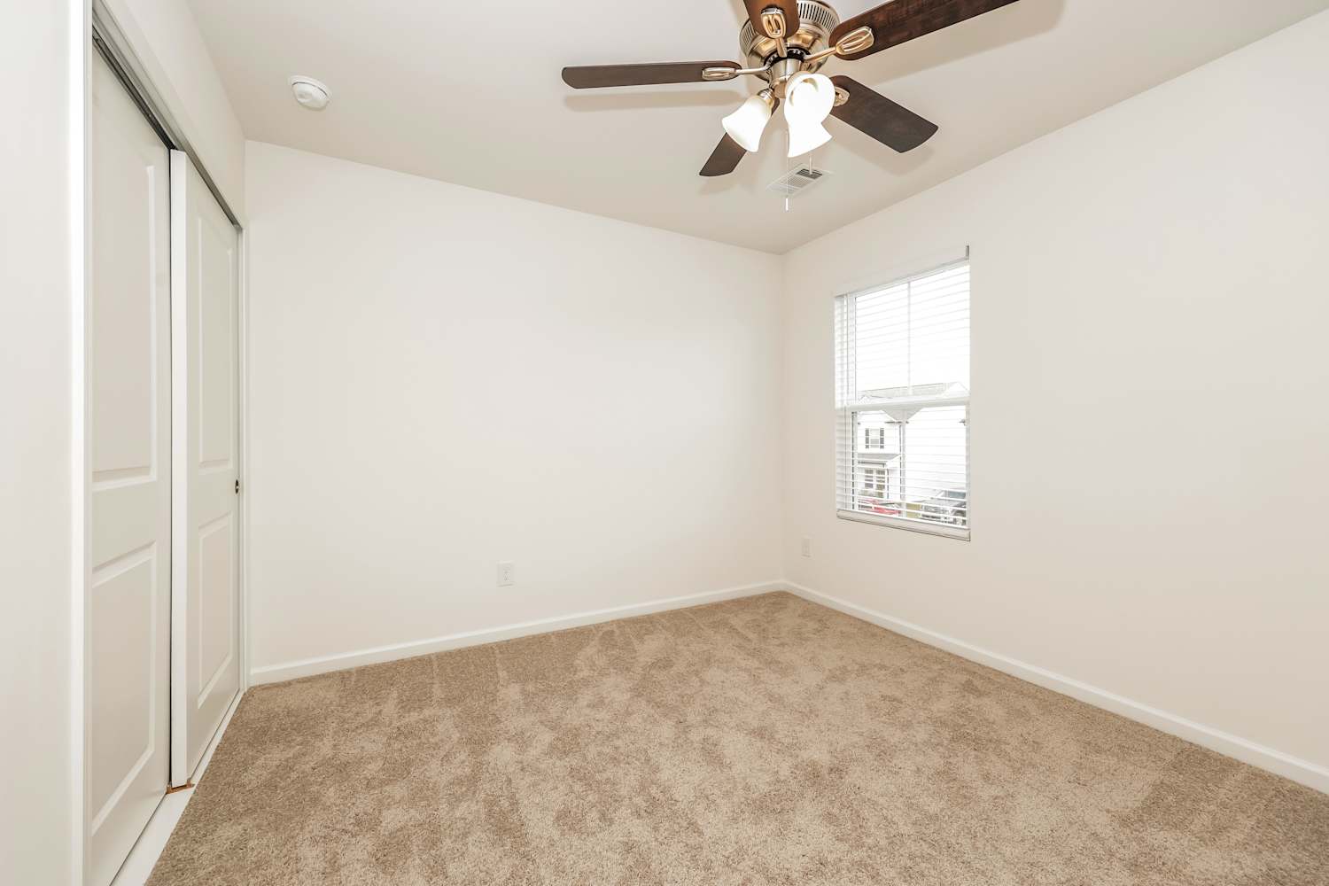 127 Glacier Way, La Vergne photo 11