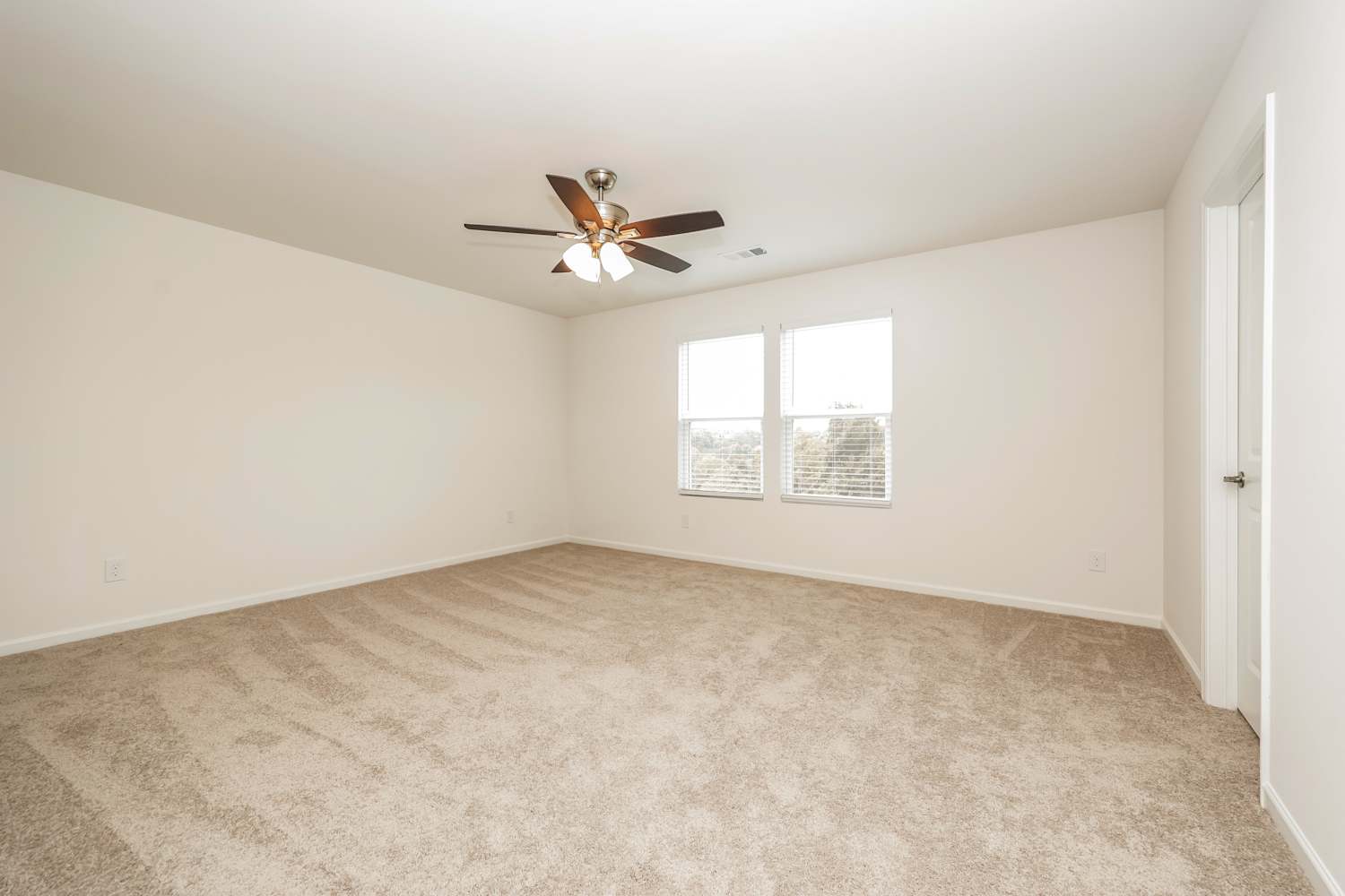 127 Glacier Way, La Vergne photo 8