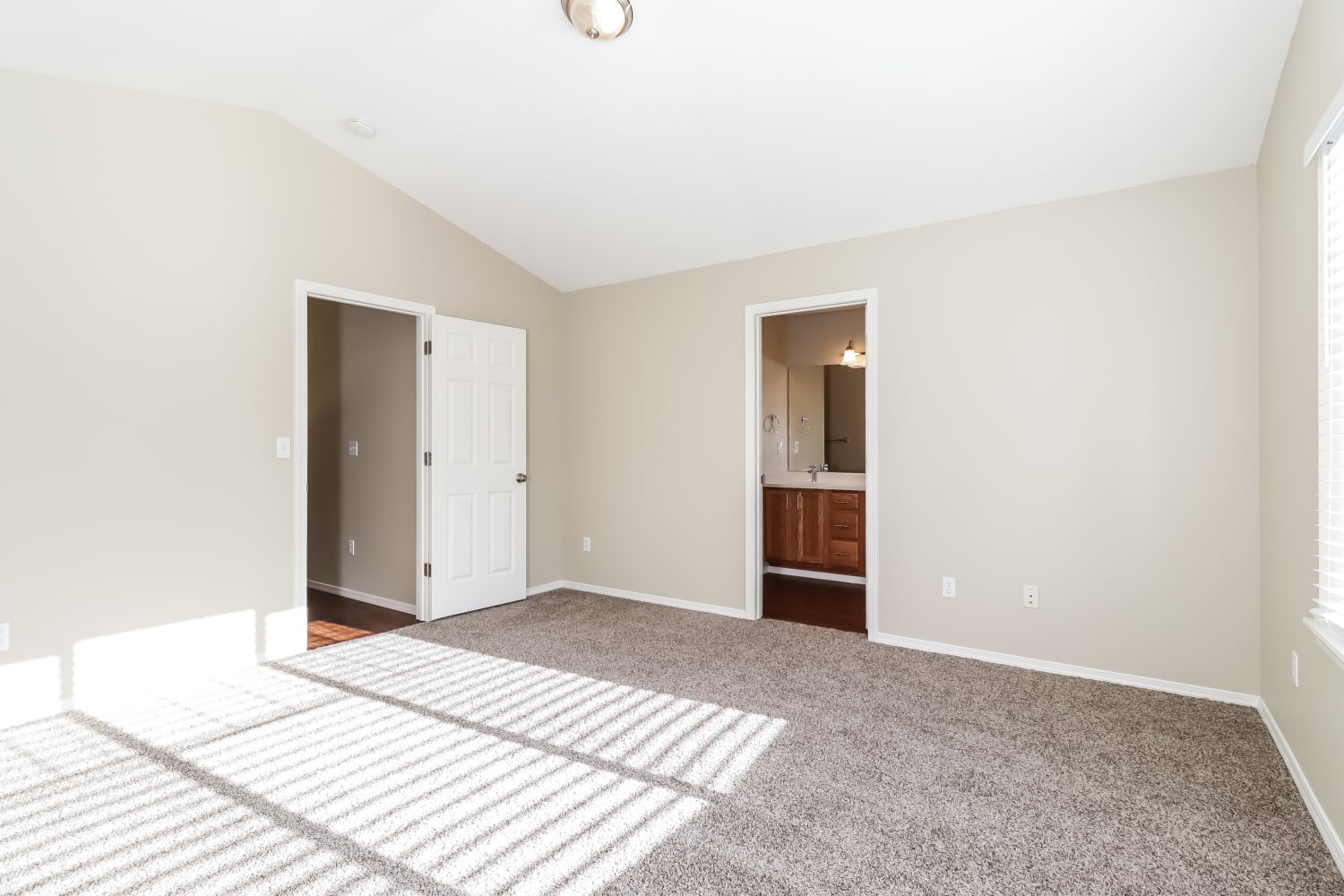 12710 119th Avenue Ct E, Puyallup photo 11