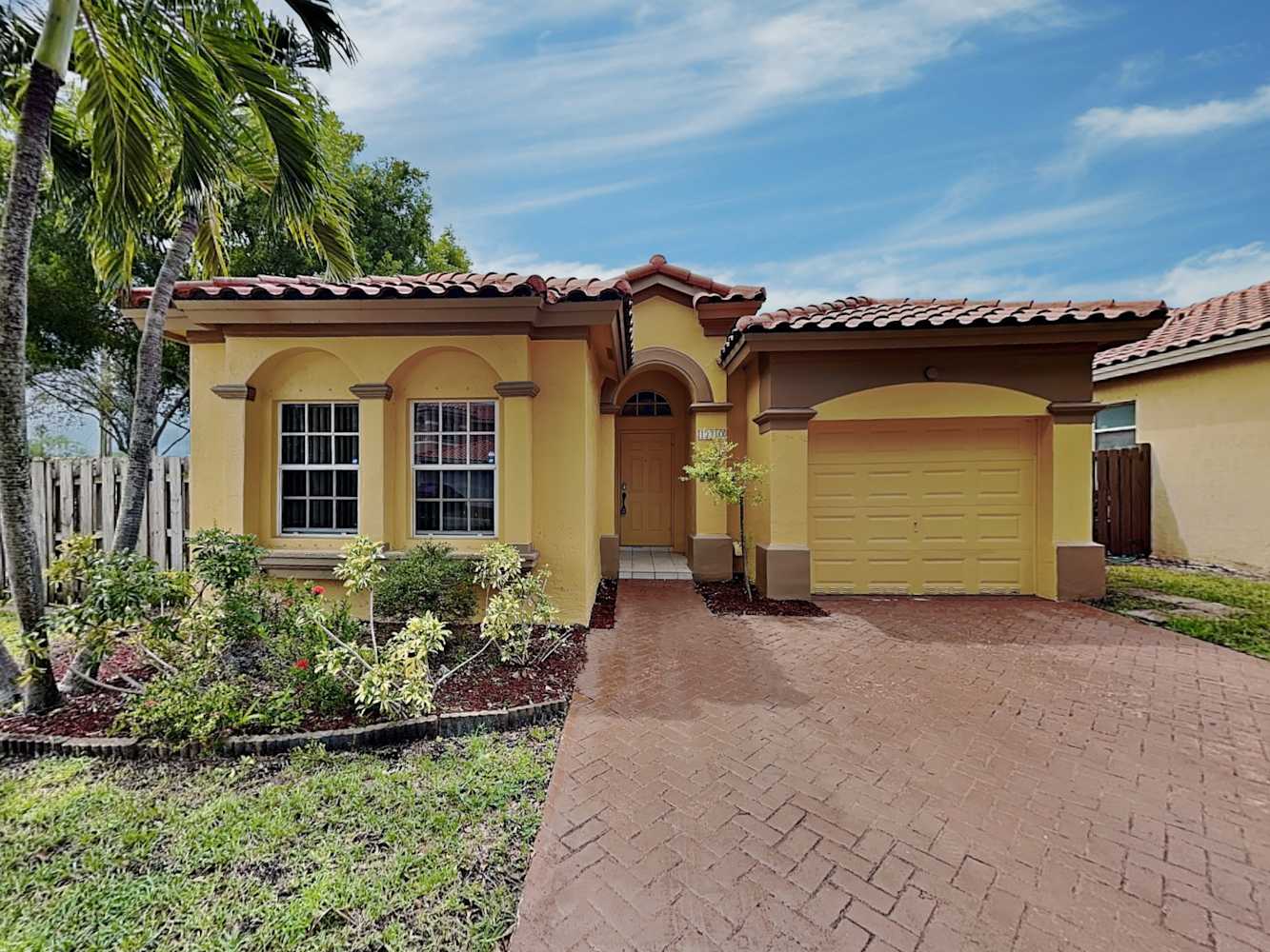 12710 SW 53rd St, Miramar photo 1