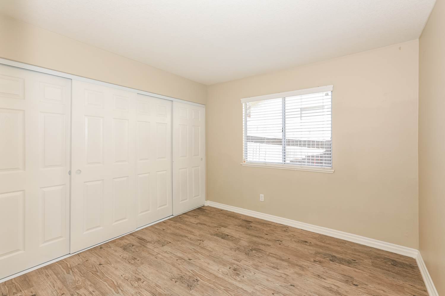 12771 Tehama Cir, Riverside photo 12