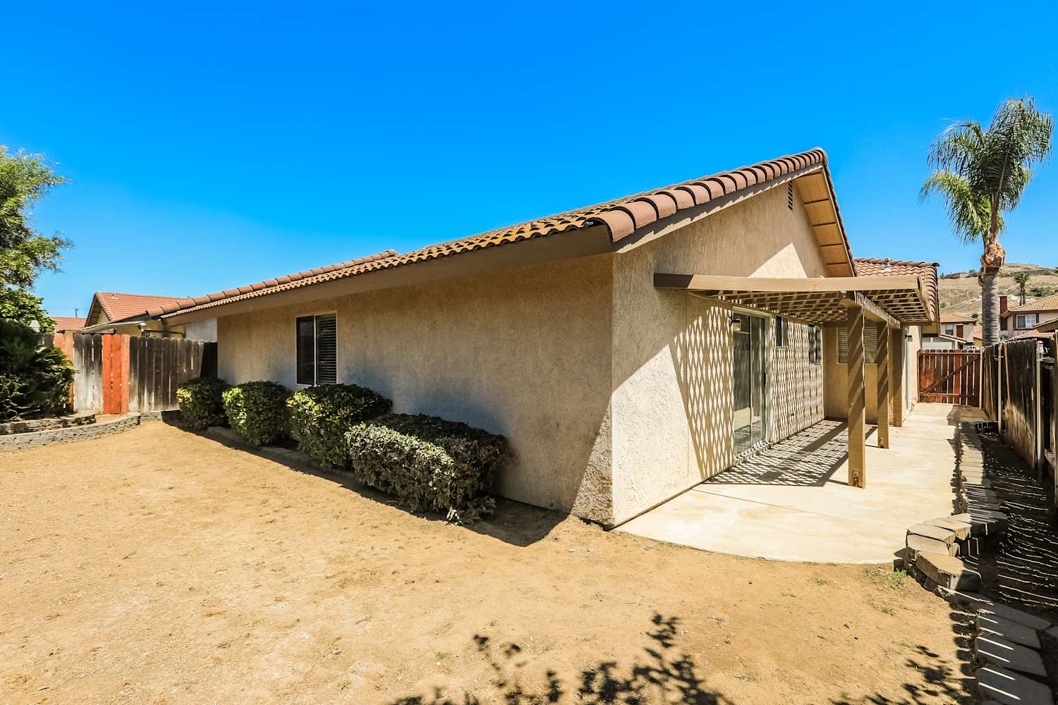 12771 Tehama Cir, Riverside photo 16