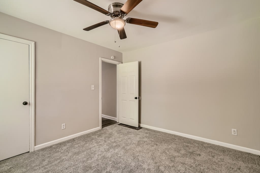 1278 Richard Rd, Decatur photo 8
