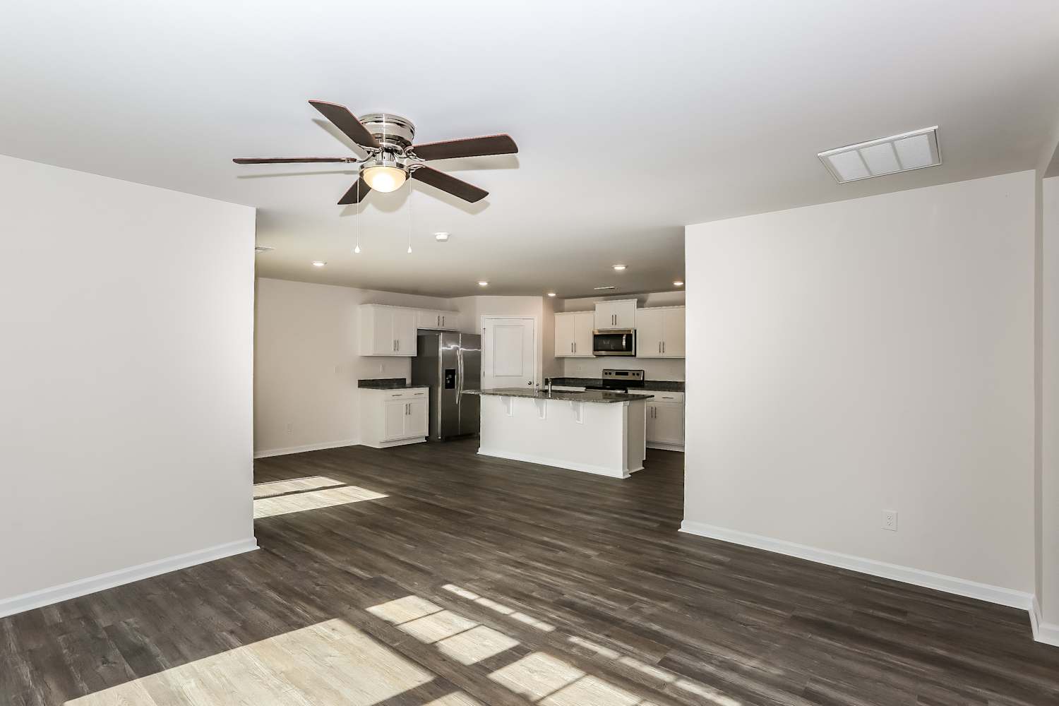 128 Allston Way, Troutman photo 3