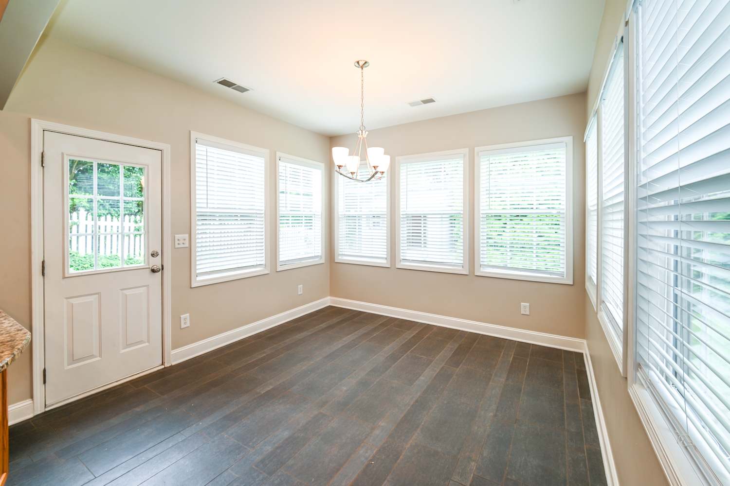 128 Cloister Ln, Mooresville photo 6