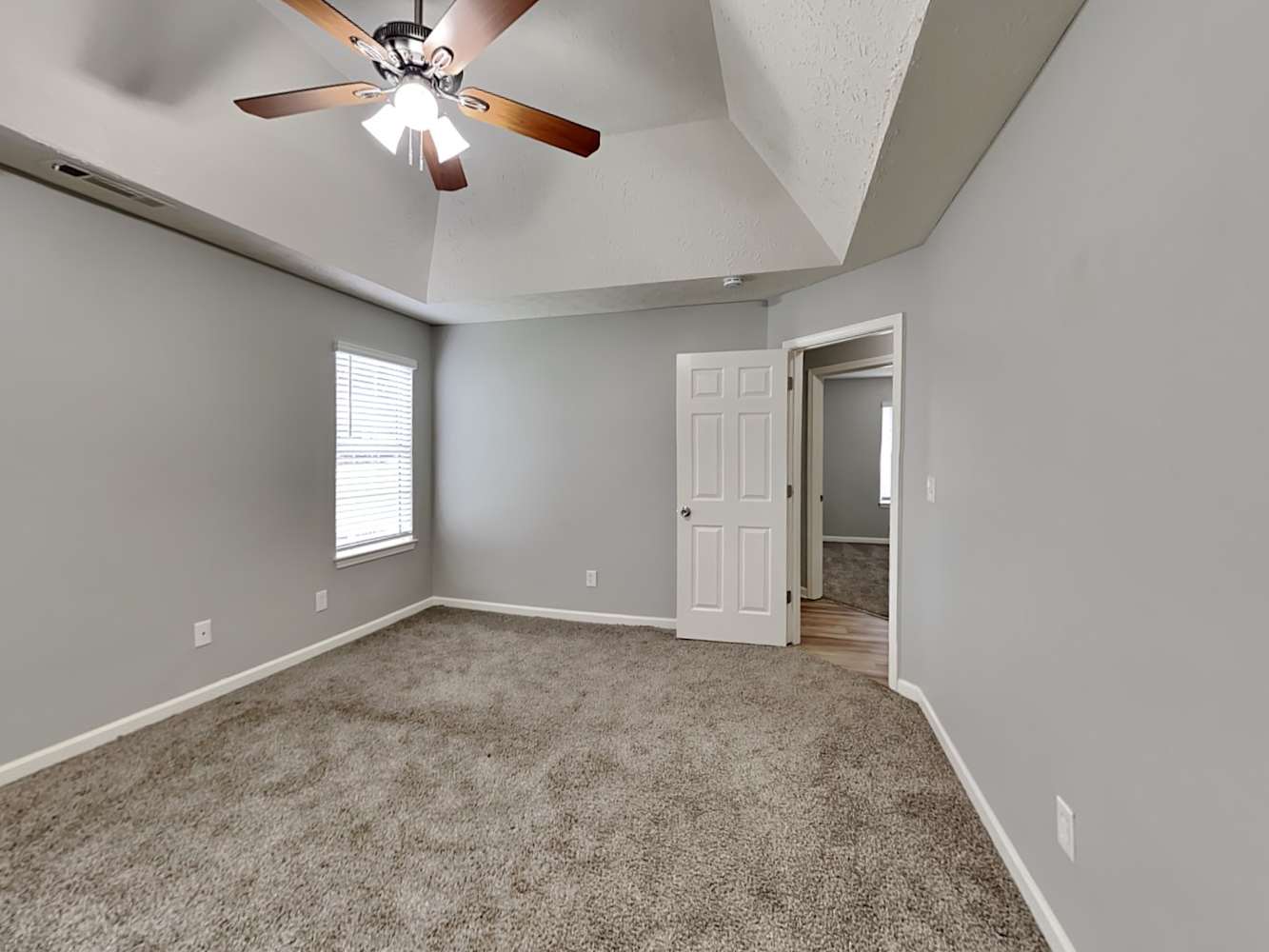 128 Goldleaf Dr, Hampton photo 9
