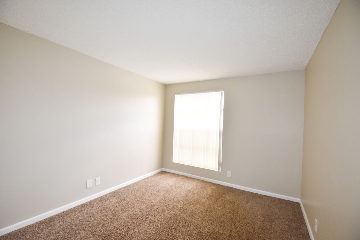 1282 Seagrape Cir, Weston photo 6
