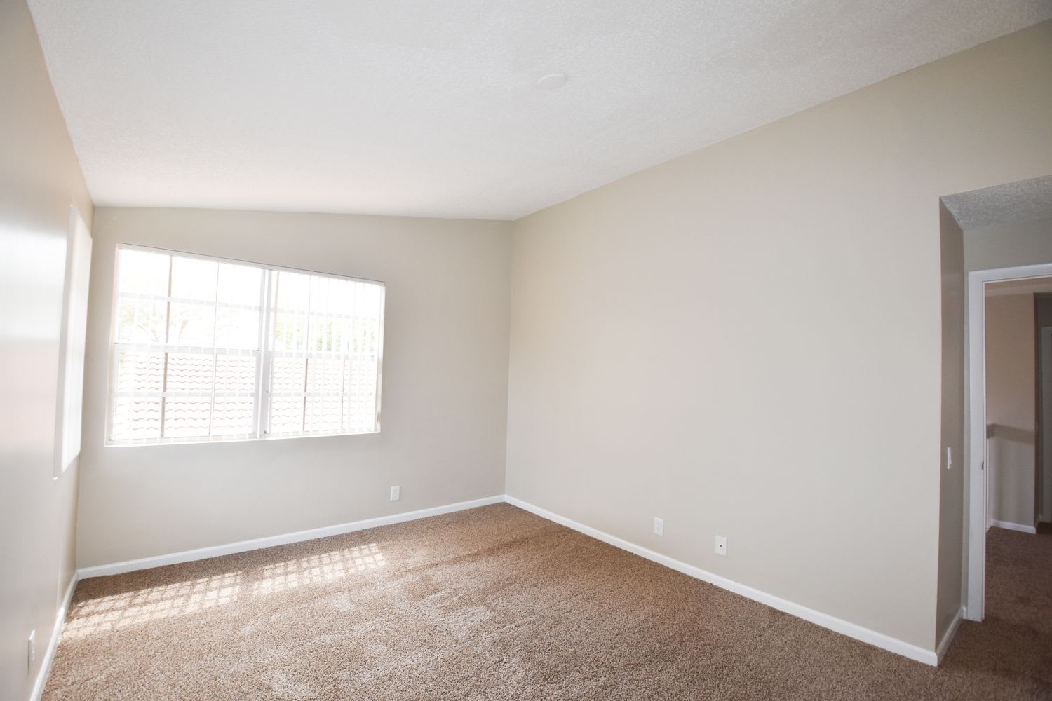 1282 Seagrape Cir, Weston photo 8