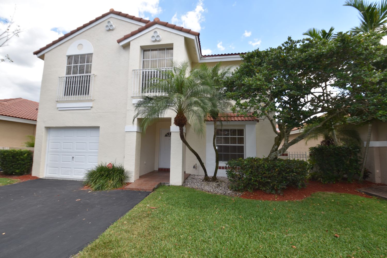 1282 Seagrape Cir, Weston photo 1