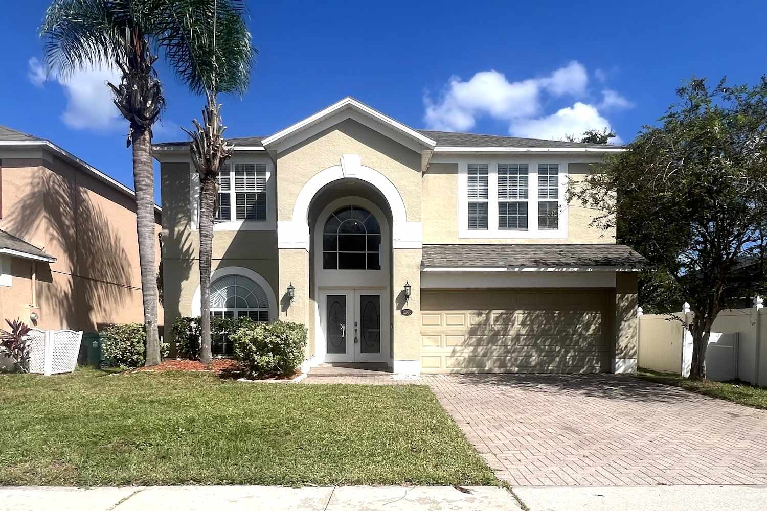 Front of 12905 Grovehurst Ave, Winter Garden, FL