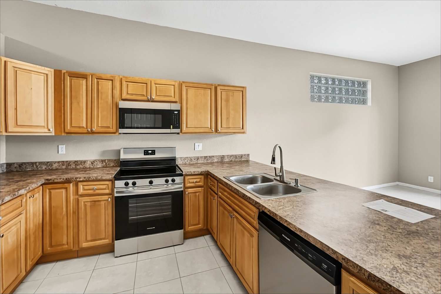 130 Prestige Dr, Royal Palm Beach photo 9