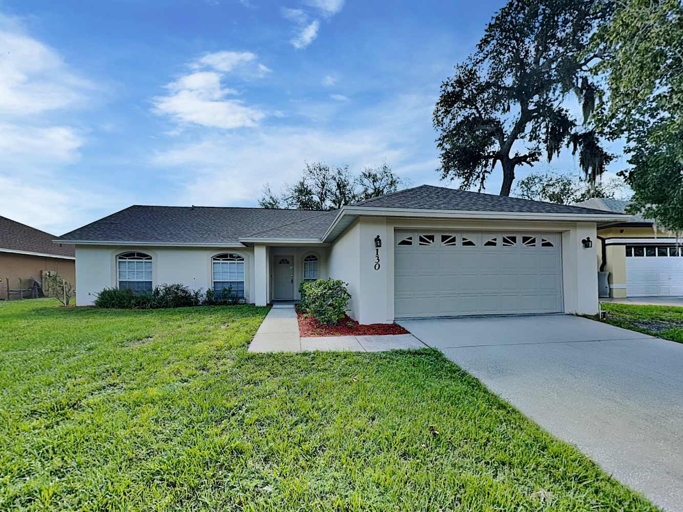 Front of 130 Thousand Oaks Blvd, Davenport, FL