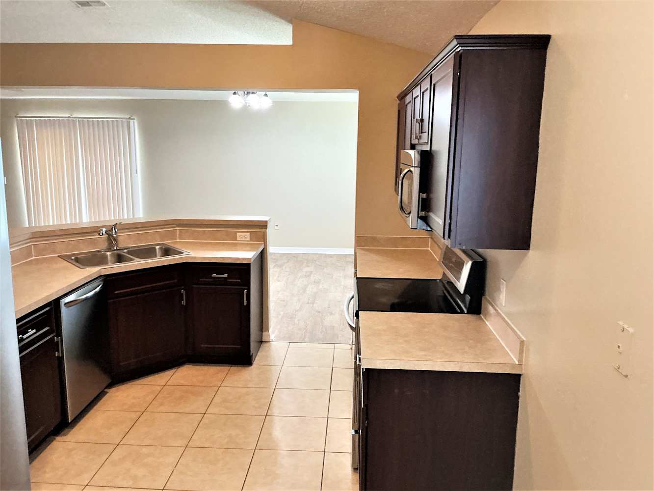 13012 Waterbourne Dr, Gibsonton photo 7