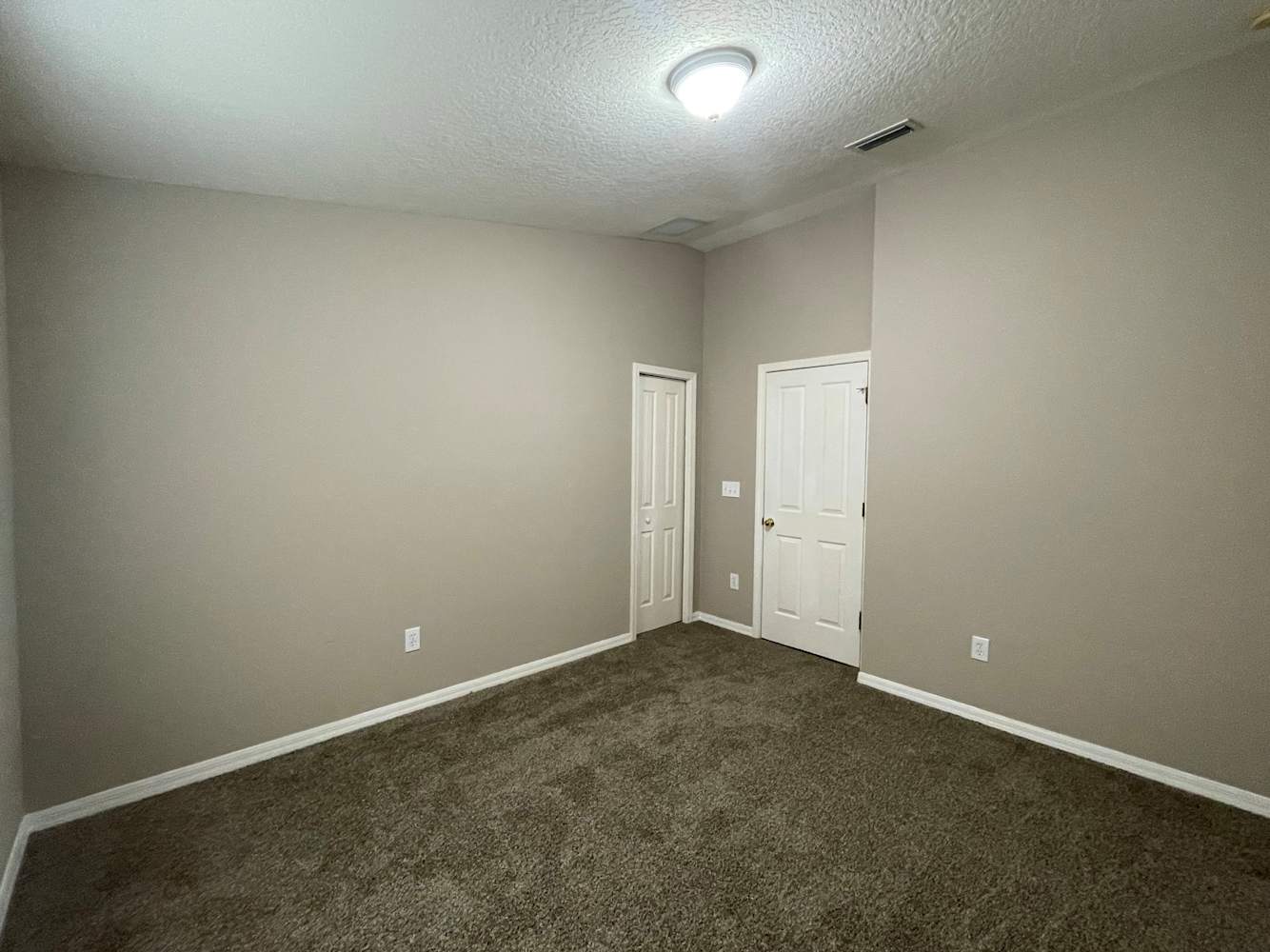 13030 Old Florida Cir, Hudson photo 11