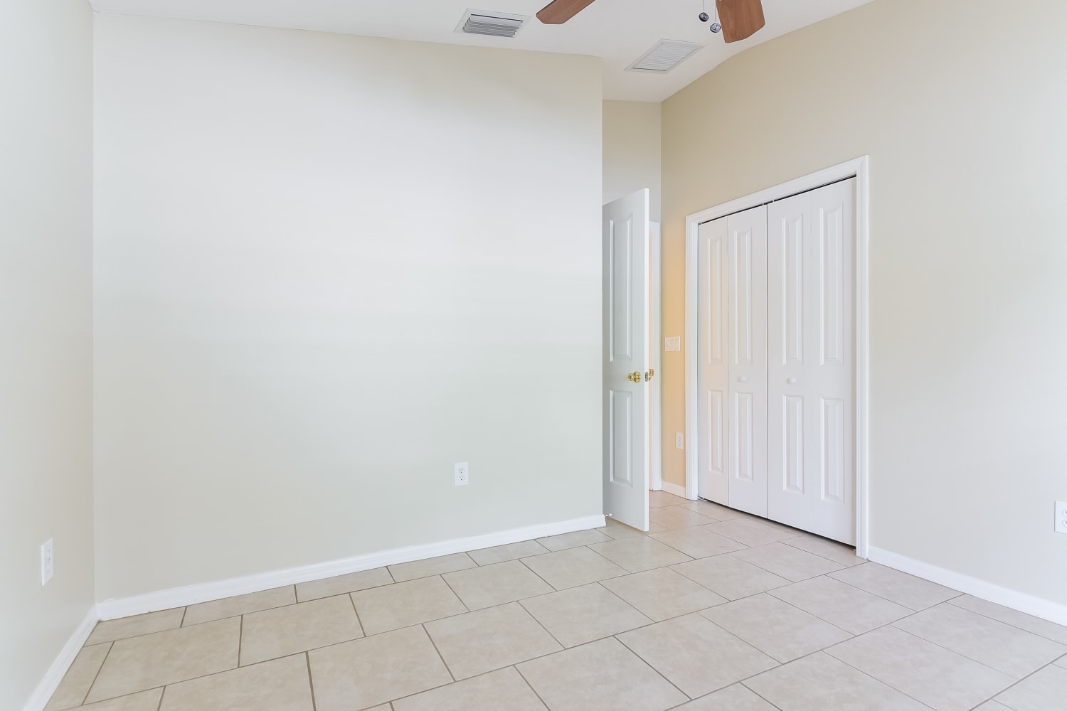 13037 Old Florida Cir, Hudson photo 13